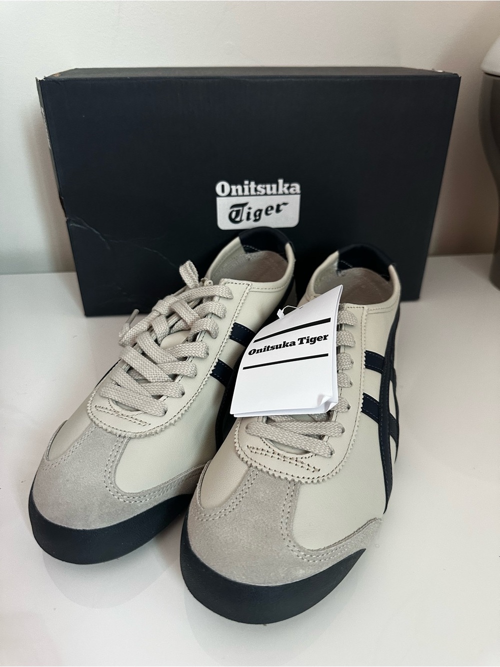 Onitsuka Tiger Men's Beige and Black Mexico 66 Sneaker Unisex Size 8 - Picture 2 of 10